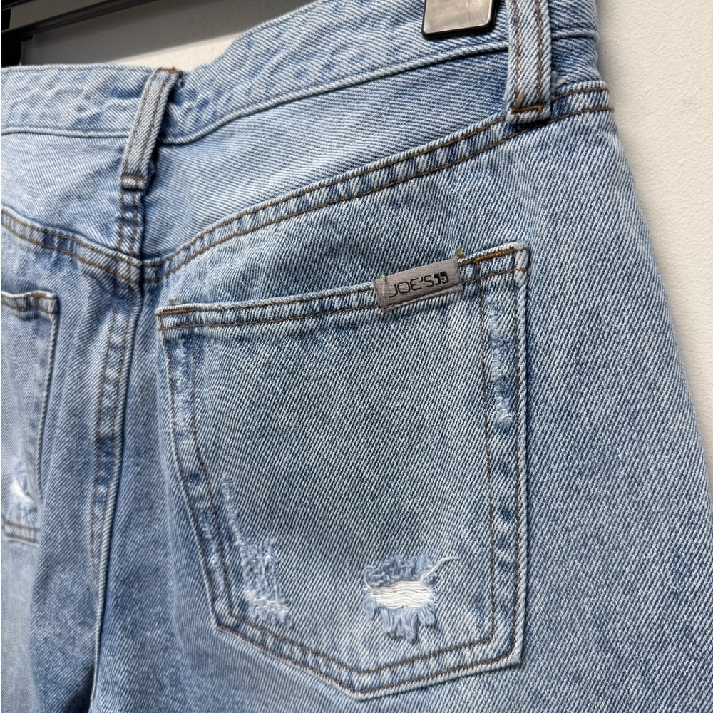 Joe’s Jeans Distressed Light Blue Women's Size 30 Raw Hem - Picture 3 of 12